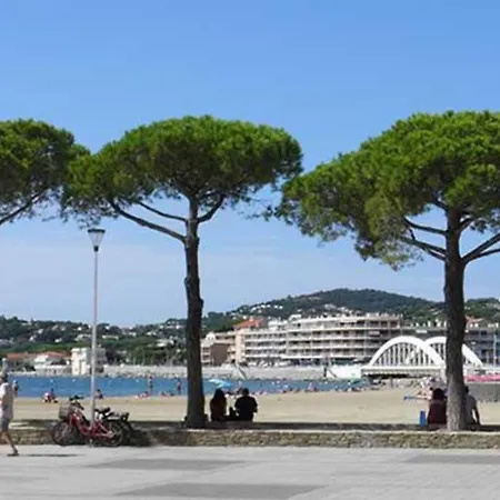 Un Coin De Paradis 2 Ou 4 Personnes Refait A Neuf Sainte-Maxime Exterior foto